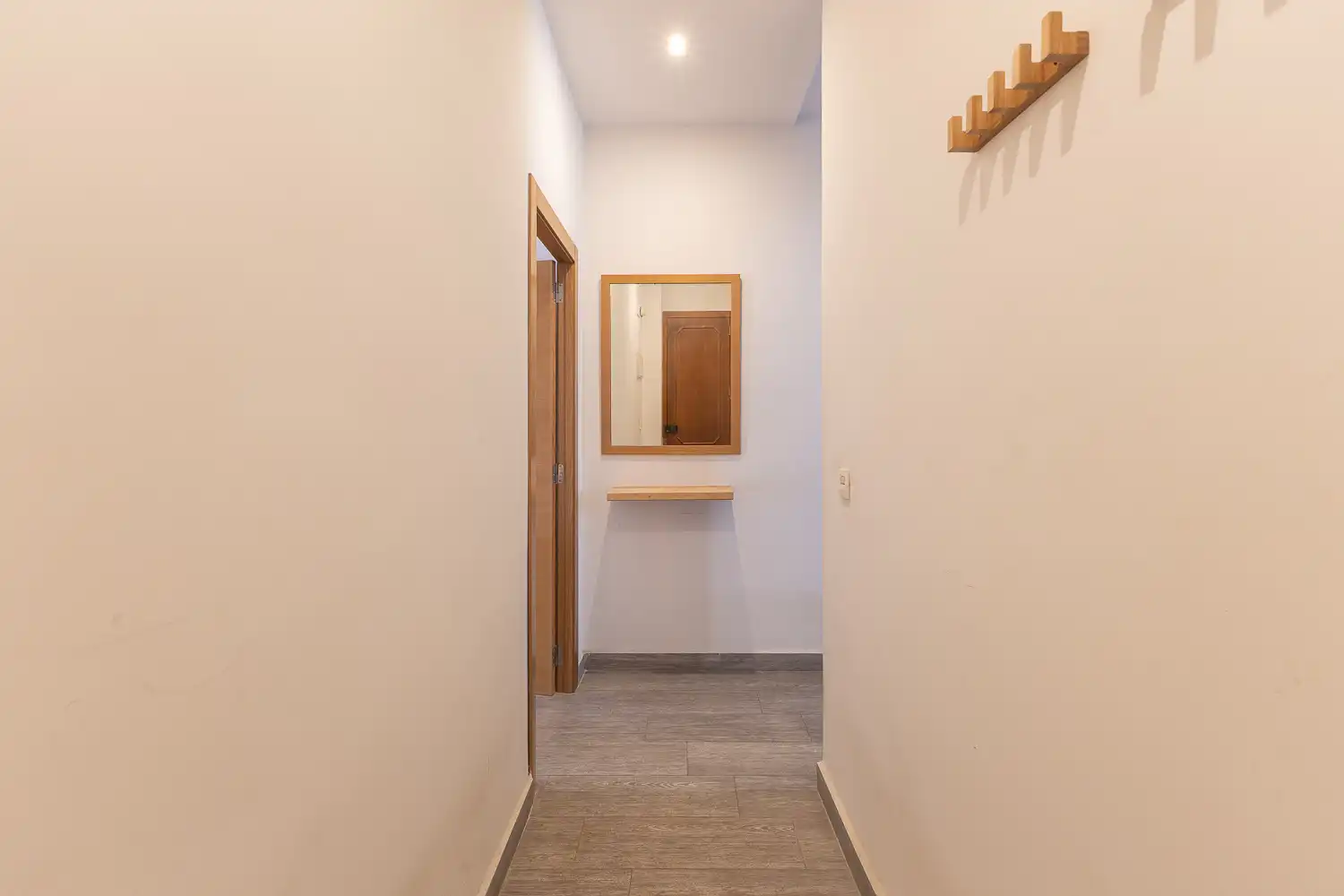 Wohnung zur Miete in Valencia mit Klimaanlage, Heizung und Parkett