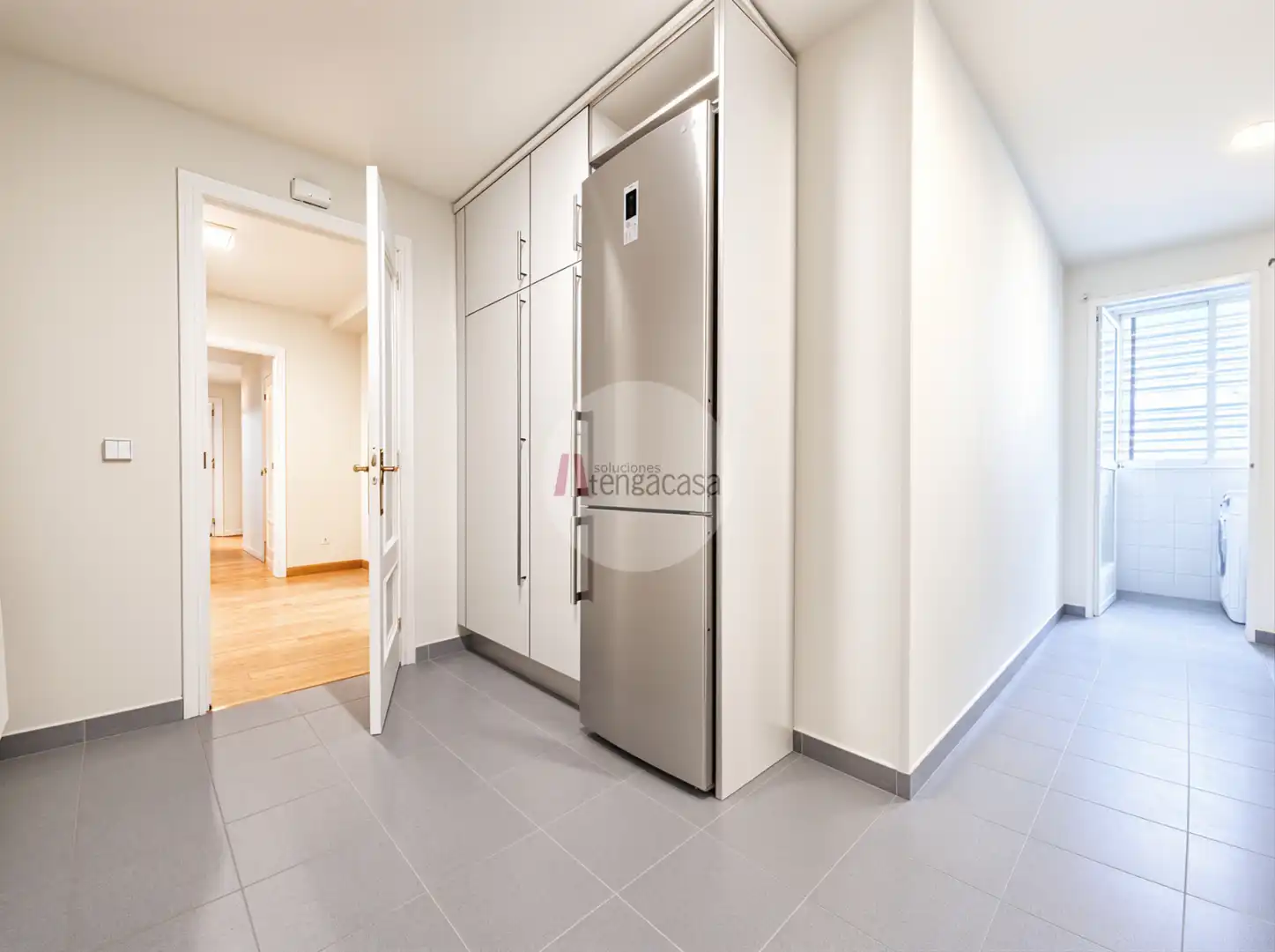 Kitchen of Attic for rent in Pozuelo de Alarcón  with Air Conditioner, Heating and Parquet flooring