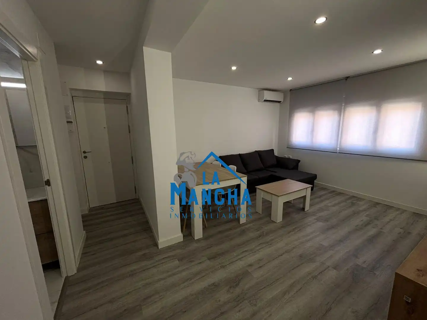 Living room of Flat for sale in Albacete  with Air Conditioner, Heating and Furnished