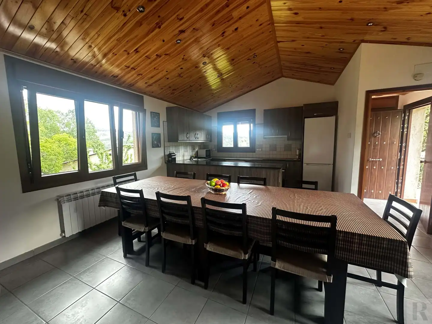 Esszimmer von Einfamilien-Reihenhaus zur Miete in Vallcebre mit Heizung und Terrasse