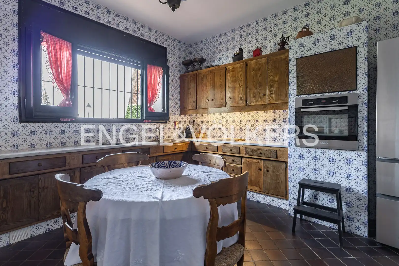 Cuina de Casa o xalet en venda en Premià de Dalt amb Calefacció, Jardí privat i Terrassa