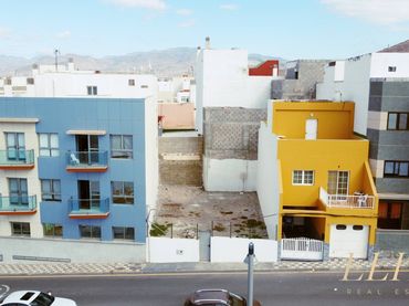 Terreny residencial en venda a Calle de López de Orduña 35