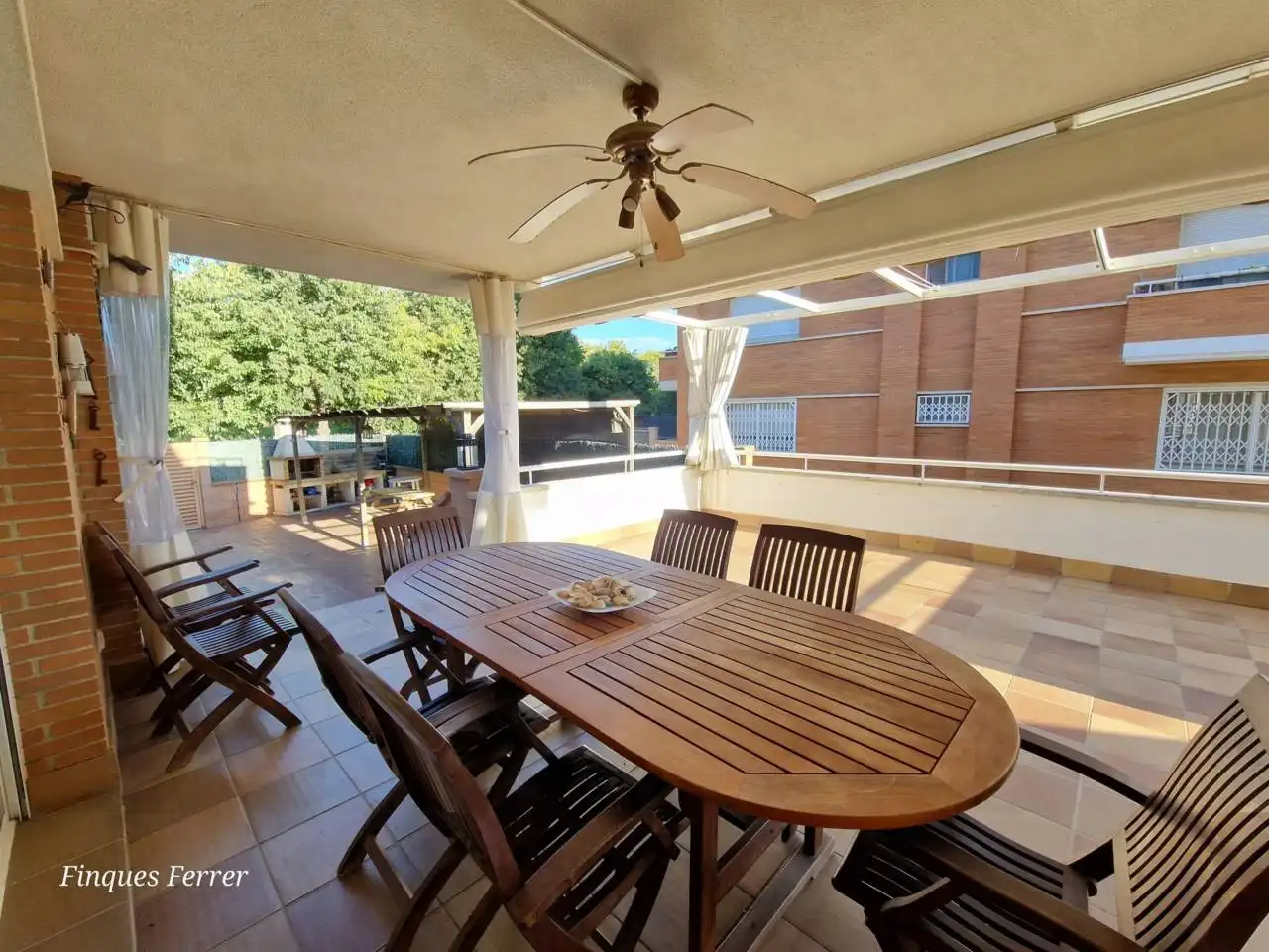 Terraza de Piso de alquiler en Cubelles con Aire acondicionado, Calefacción y Jardín privado