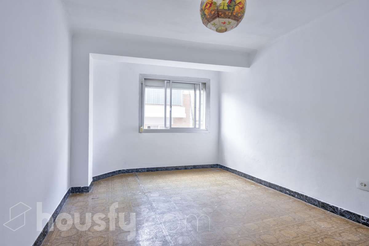 Habitación de Piso en venta en  Barcelona Capital con Parquet, Trastero y Balcón