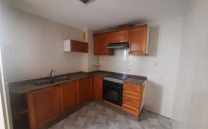 Kitchen of Flat for sale in Algemesí  with Air Conditioner