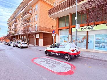 Local comercial en venda a Poble