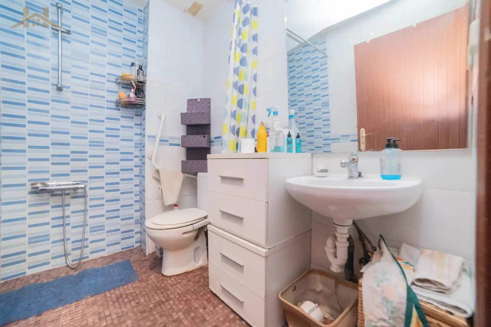 Badezimmer von Wohnung zum Verkauf in Leganés