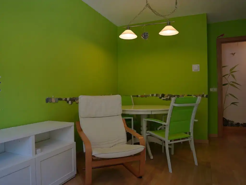 Apartamento con ascensor en alquiler en Avenida de Pineta 27, imagen 2