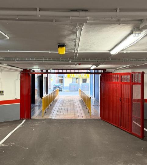 Photo 2 of Garage for rent in Calle Marqués de Casa Valdés, 102, La Arena, Gijón