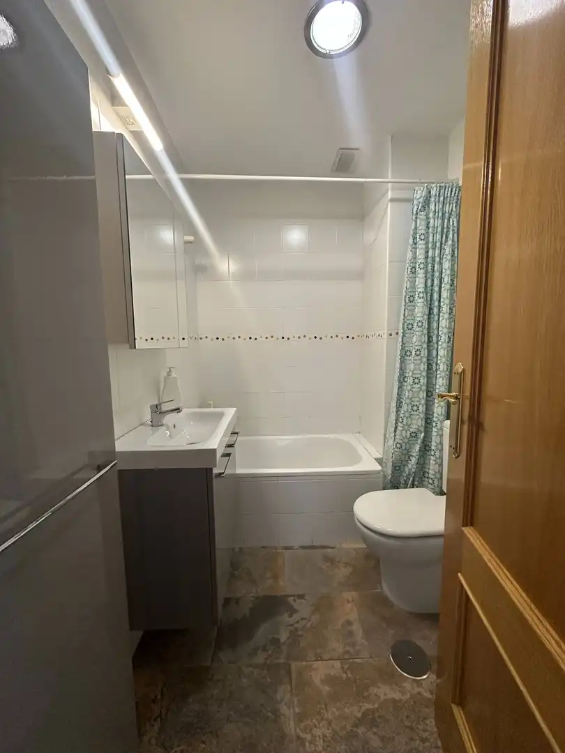 Baño de Piso de alquiler en Murcia