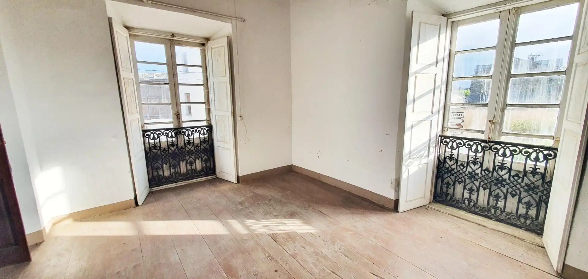 Habitación de Finca rústica en venta en Castropol con Jardín privado, Trastero y Balcón