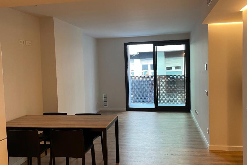 Photo 1 of Flat to rent in Carrer Juli Garreta, 40, Eixample Nord, Girona