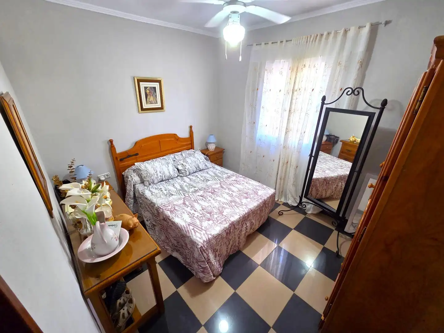 Schlafzimmer von Haus oder Chalet zum Verkauf in Chiclana de la Frontera mit Privatgarten, Abstellraum und Schwimmbad