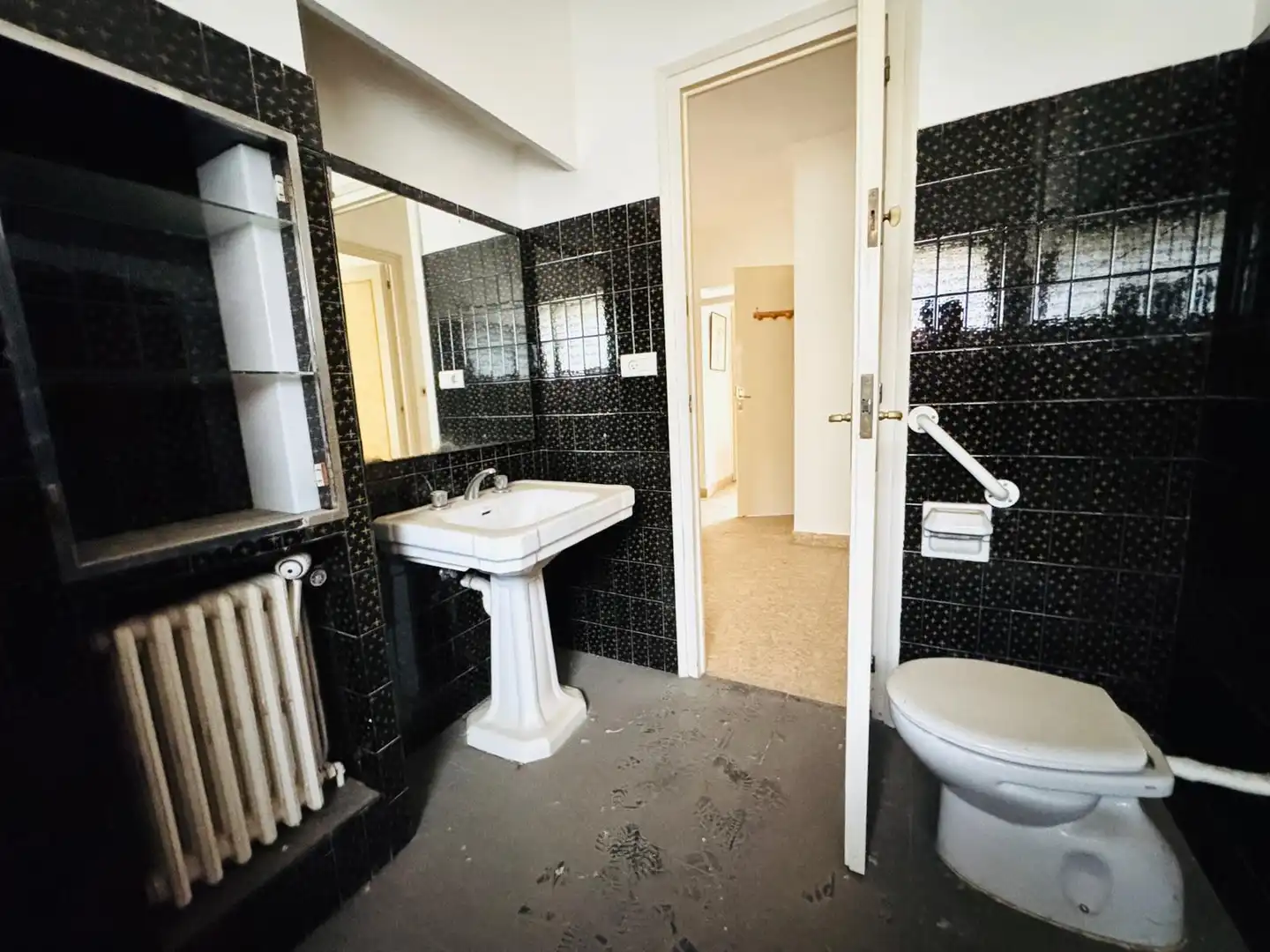 Baño de Casa o chalet en venta en La Jonquera con Calefacción, Jardín privado y Terraza