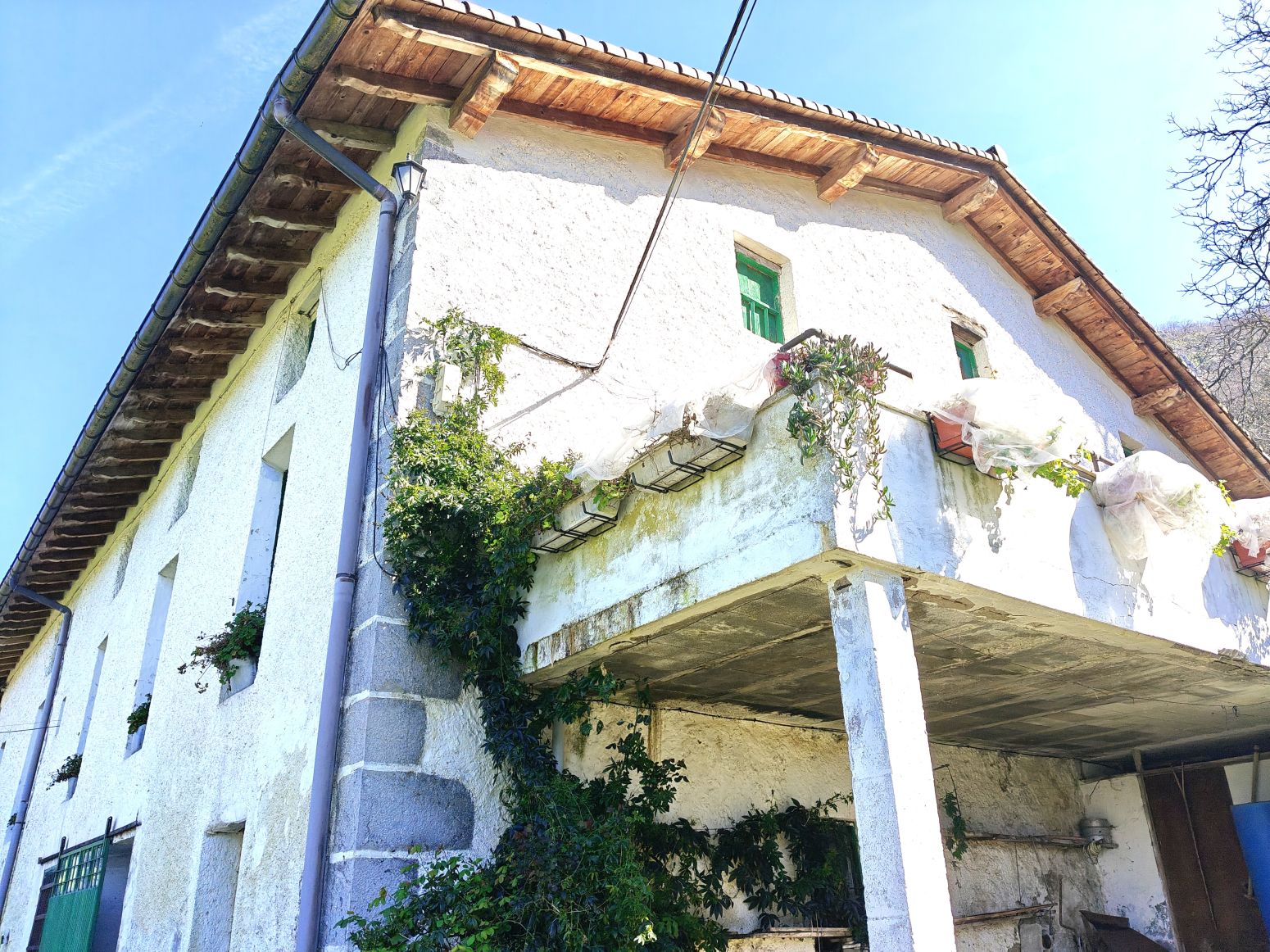 Vista exterior de Casa o xalet en venda en Amezketa amb Terrassa