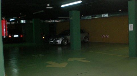 Foto 3 de Garaje de alquiler en Ronda Paisos Catalans, 30, Camí de la Serra, Mataró