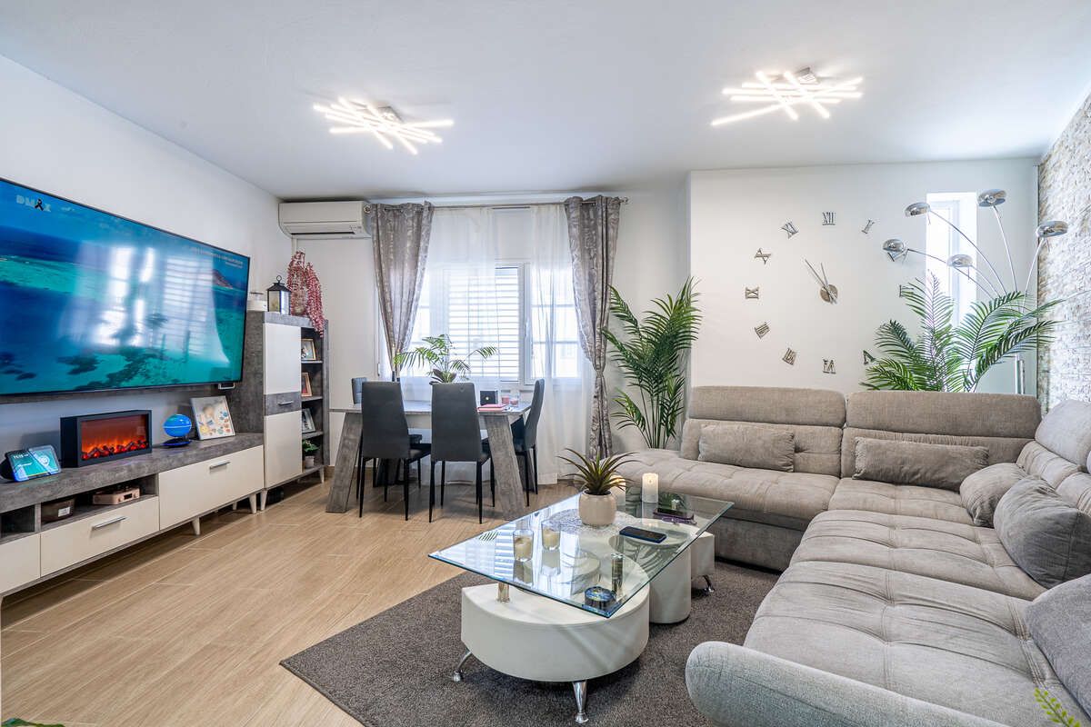 Flat for sale in San Bartolomé pueblo