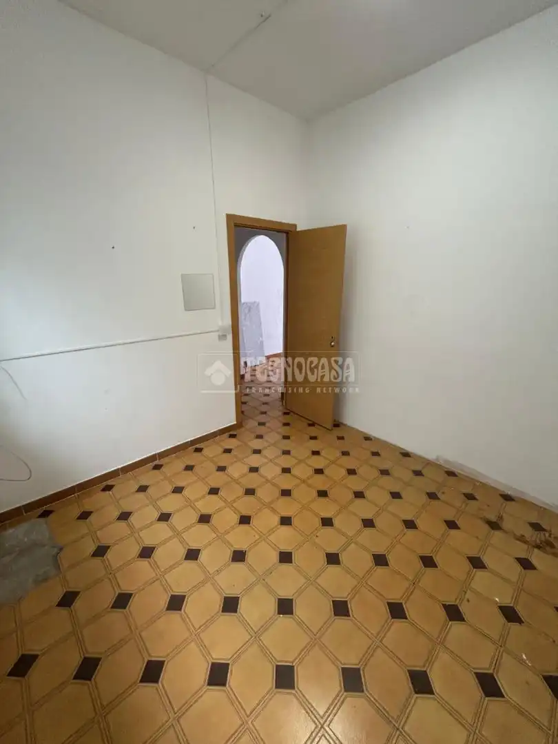 Habitación de Local en venta en Mijas