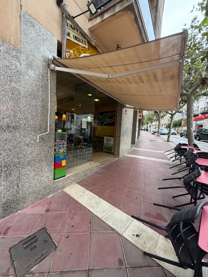 Business premises for transfer in Carrer Sant Cristòfol 19, imagen 4