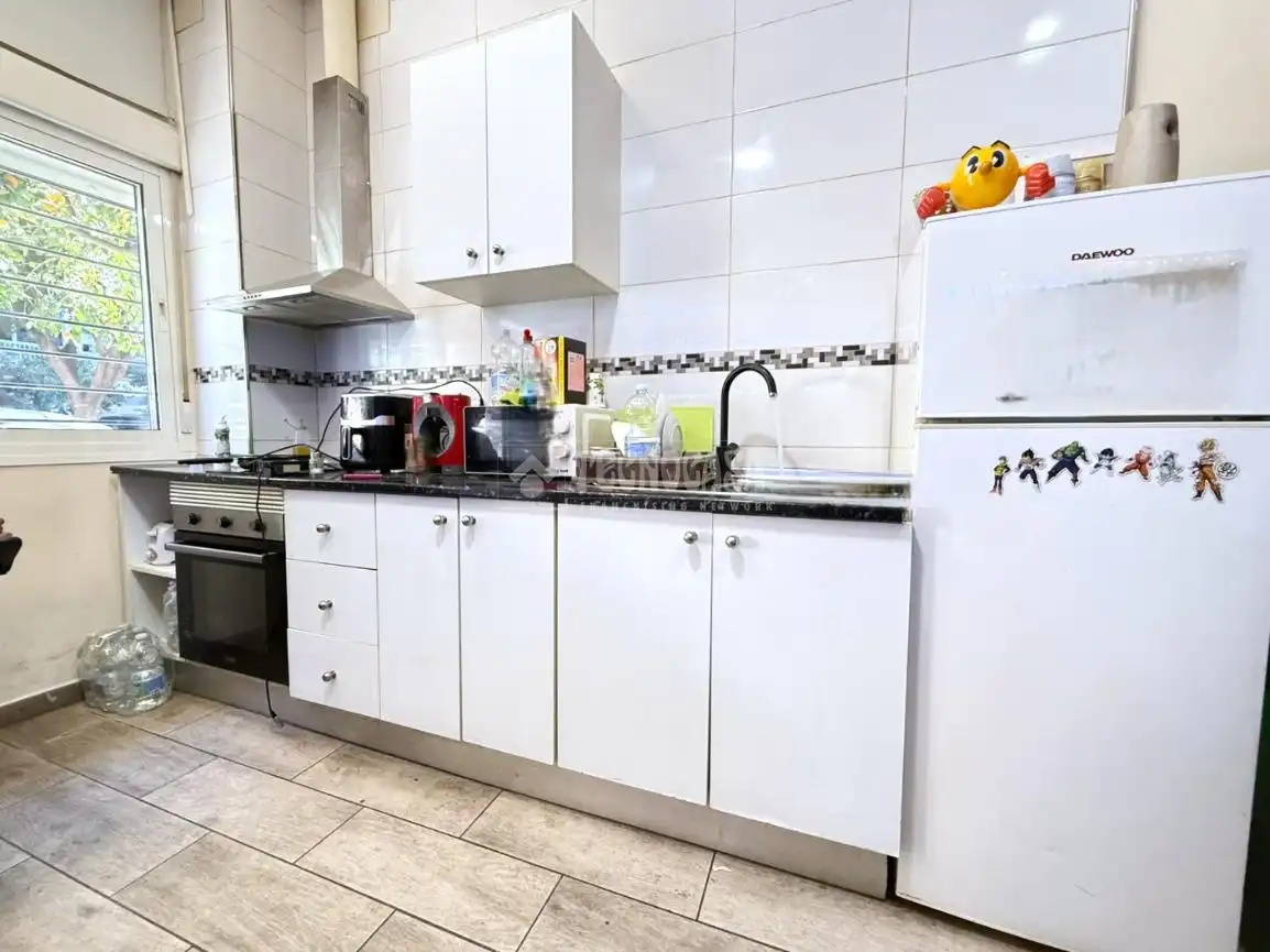 Cocina de Local en venta en Málaga con Aire acondicionado