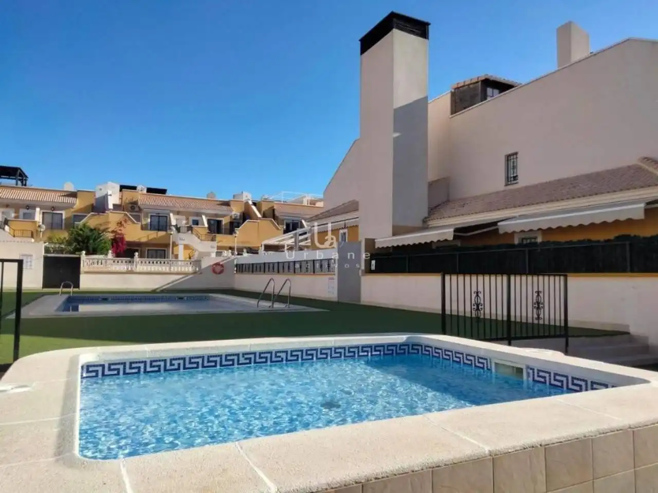 Piscina de Apartamento en venta en Elche / Elx con Aire acondicionado, Calefacción y Terraza