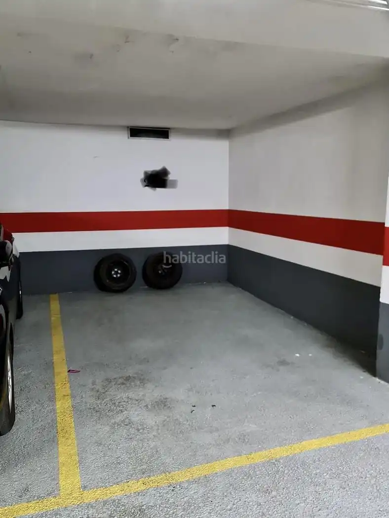 Einzelparkplatz zum Verkauf in Calle Oviedo 7