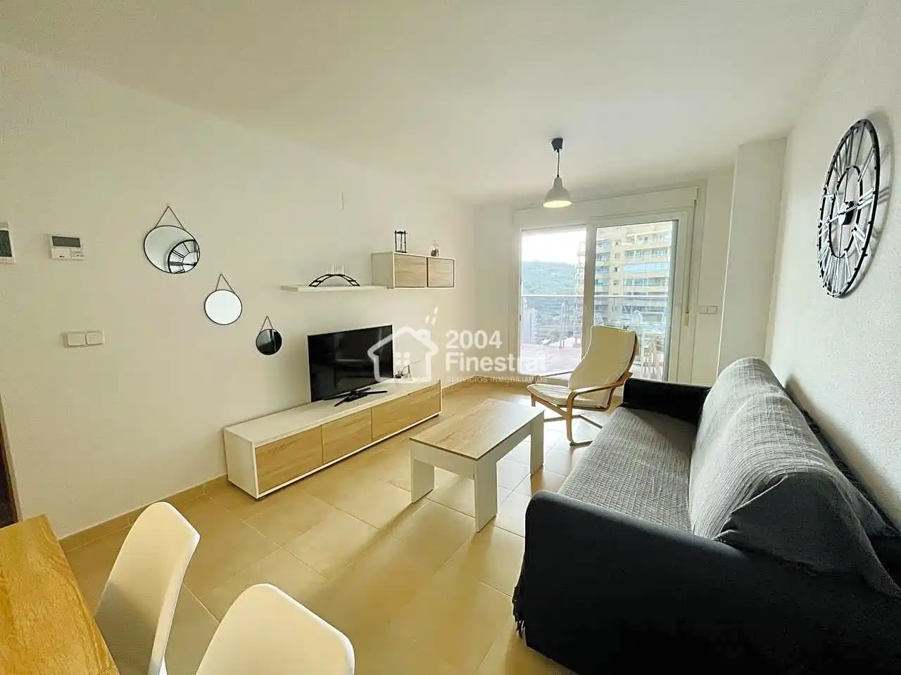 Sala d'estar de Apartament de lloguer en Villajoyosa / La Vila Joiosa amb Aire condicionat, Terrassa i Moblat