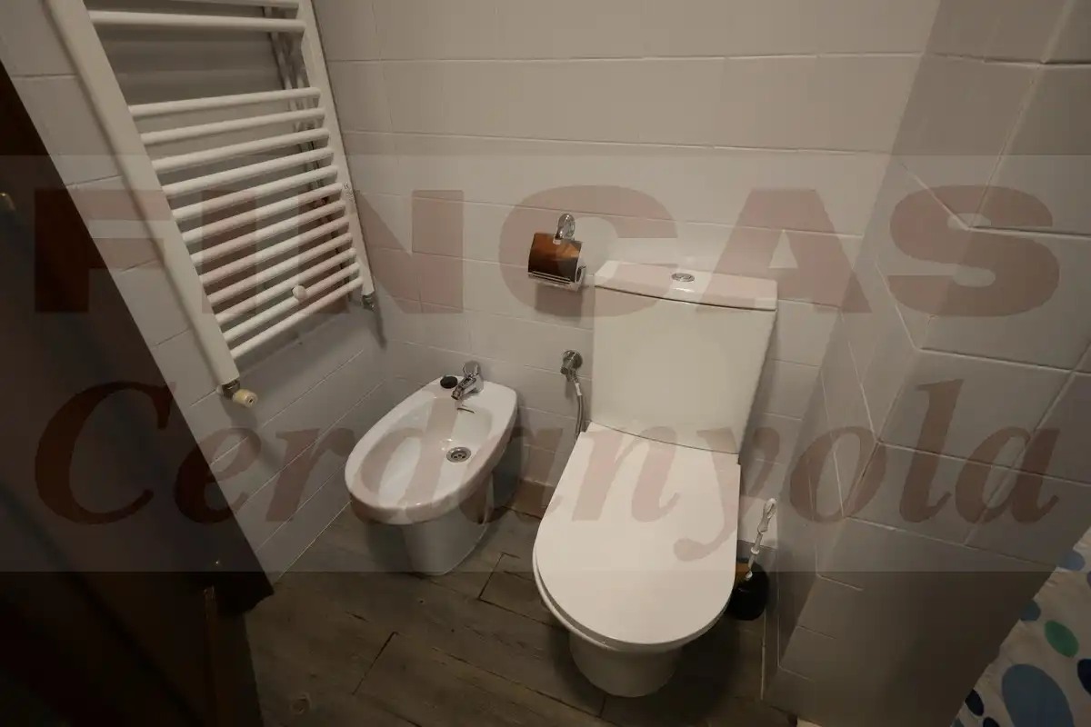 Baño de Piso en venta en Cerdanyola del Vallès con Aire acondicionado, Calefacción y Balcón