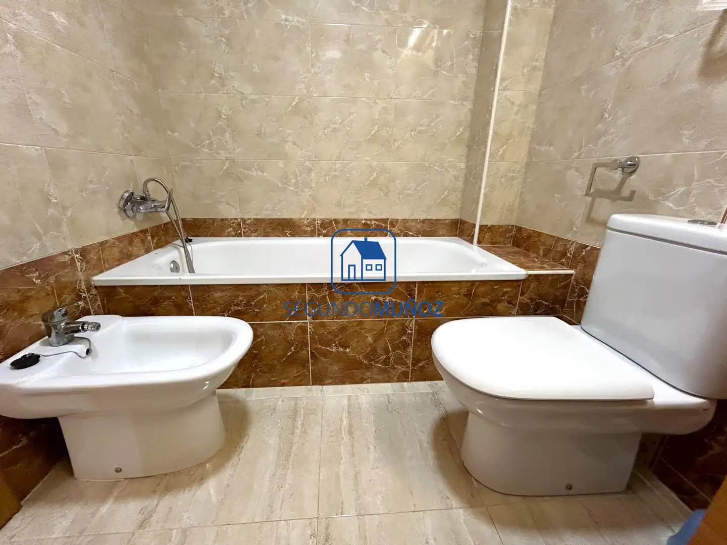 Baño de Dúplex en venta en Mazarrón con Aire acondicionado, Terraza y Trastero