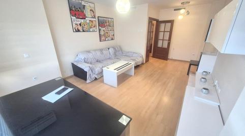Foto 2 de Piso en venta en Calle Antonio Covarsí Rojas, Carretera de Sevilla - Los Montitos, Badajoz