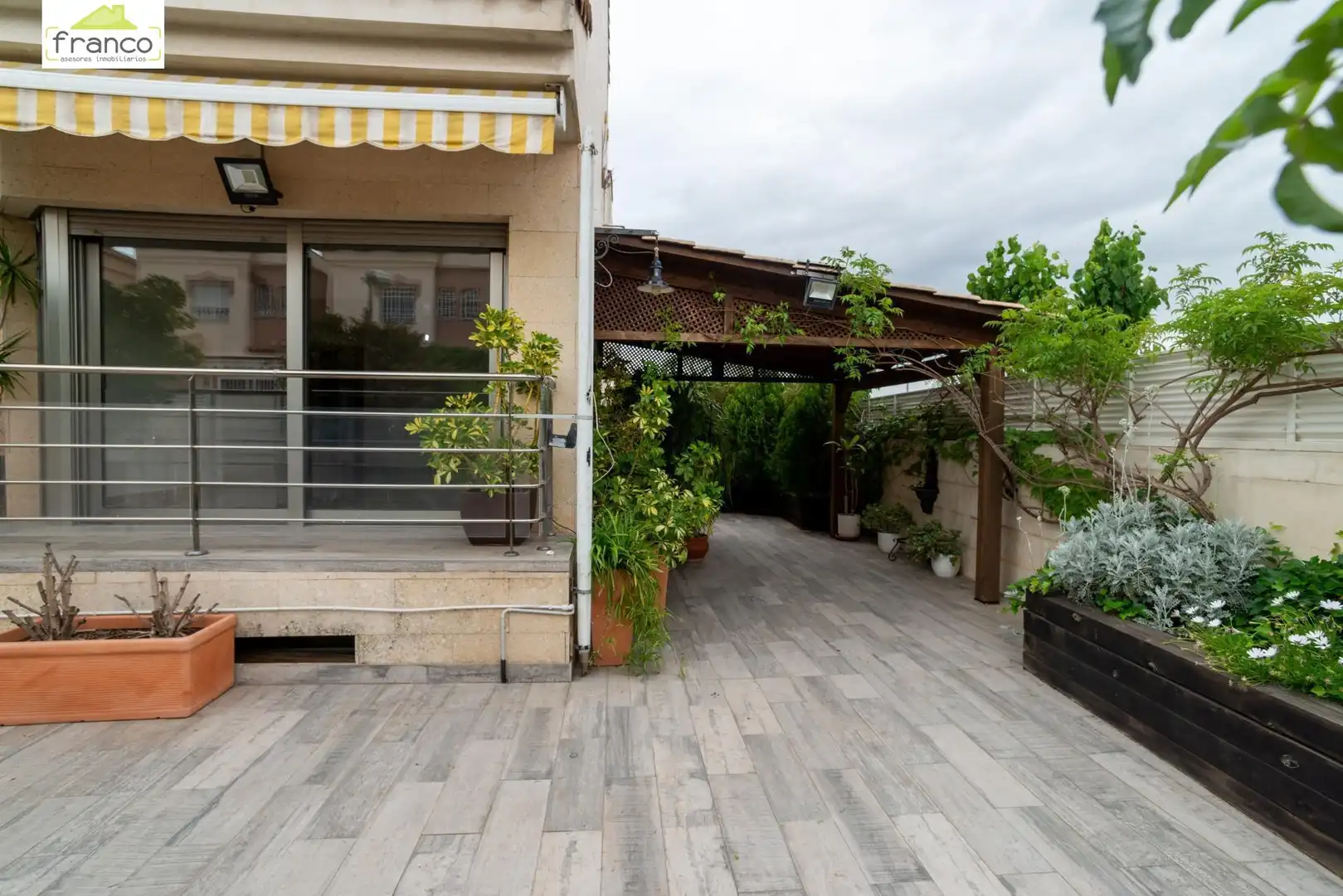 Terraza de Casa adosada en venta en Murcia con Aire acondicionado, Calefacción y Jardín privado