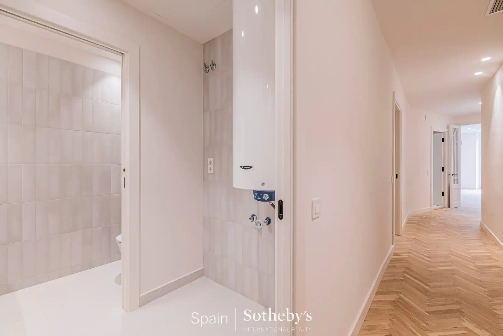 Bany de Apartament en venda en Eixample