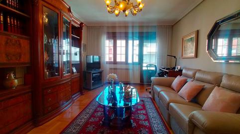 Foto 4 de Piso en venta en Pravia, Asturias