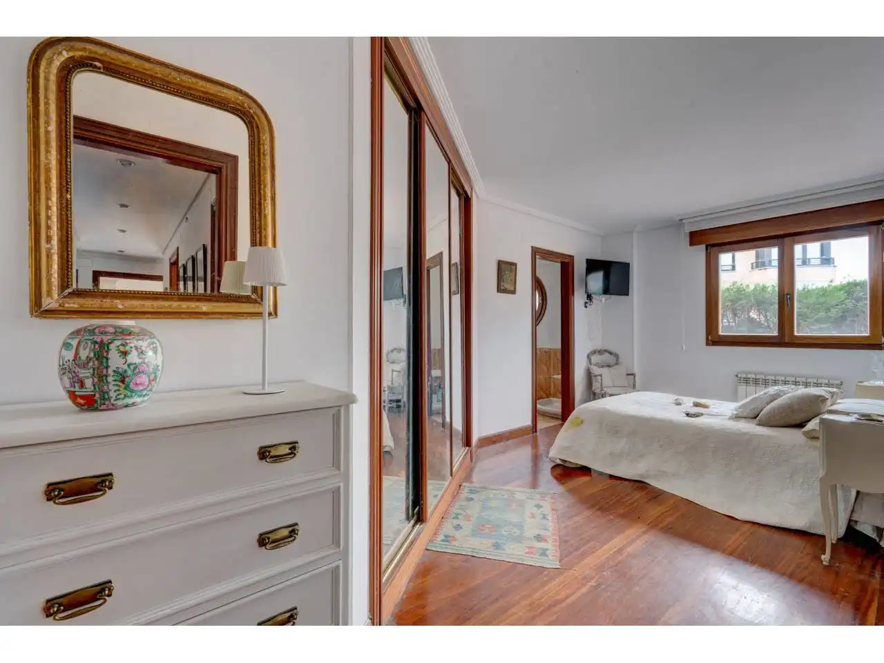 Bedroom of Flat for sale in Donostia - San Sebastián   with Heating, Private garden and Terrace