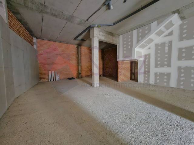 Local comercial en Alquiler en Santa Lucia Kalea en Oyón-Oion