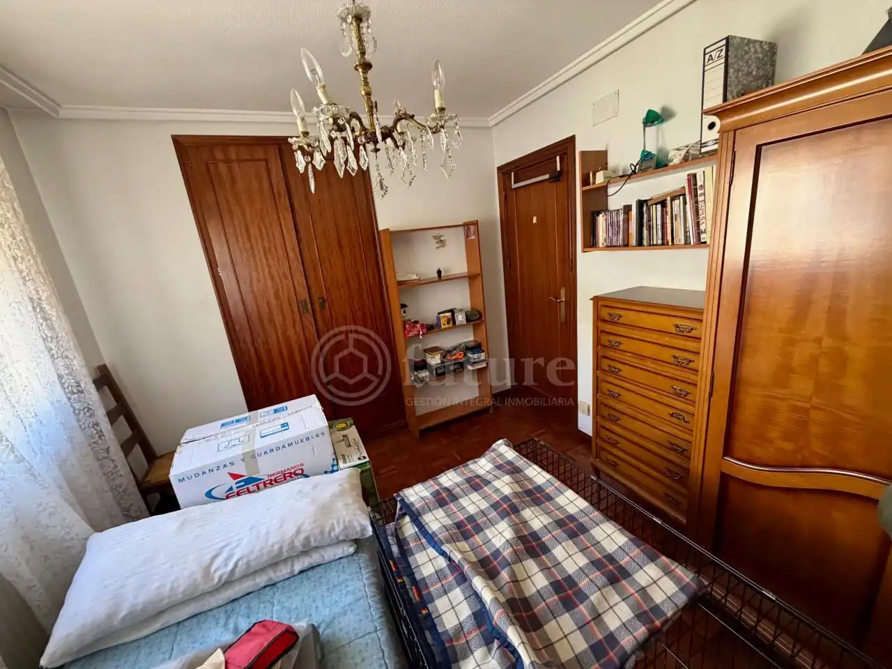 Dormitori de Pis en venda en Salamanca amb Calefacció, Parquet i Terrassa