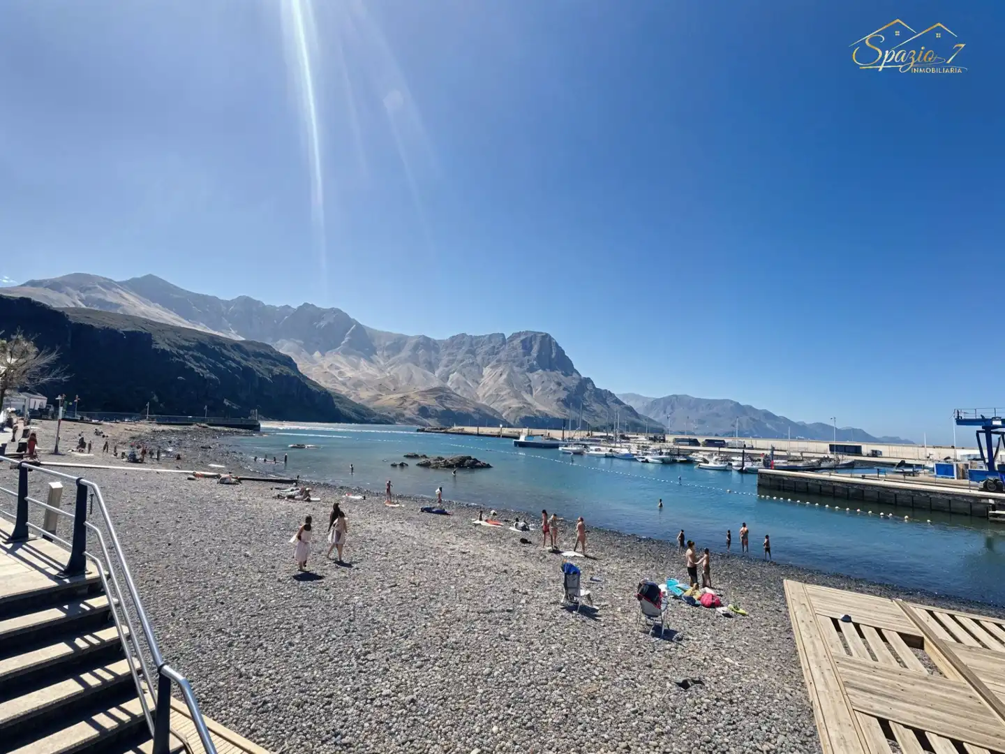 Vista exterior de Piso de alquiler en Agaete con Amueblado, Horno y Lavadora