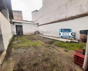 Vista exterior de Casa o xalet en venda en Don Benito amb Terrassa i Traster
