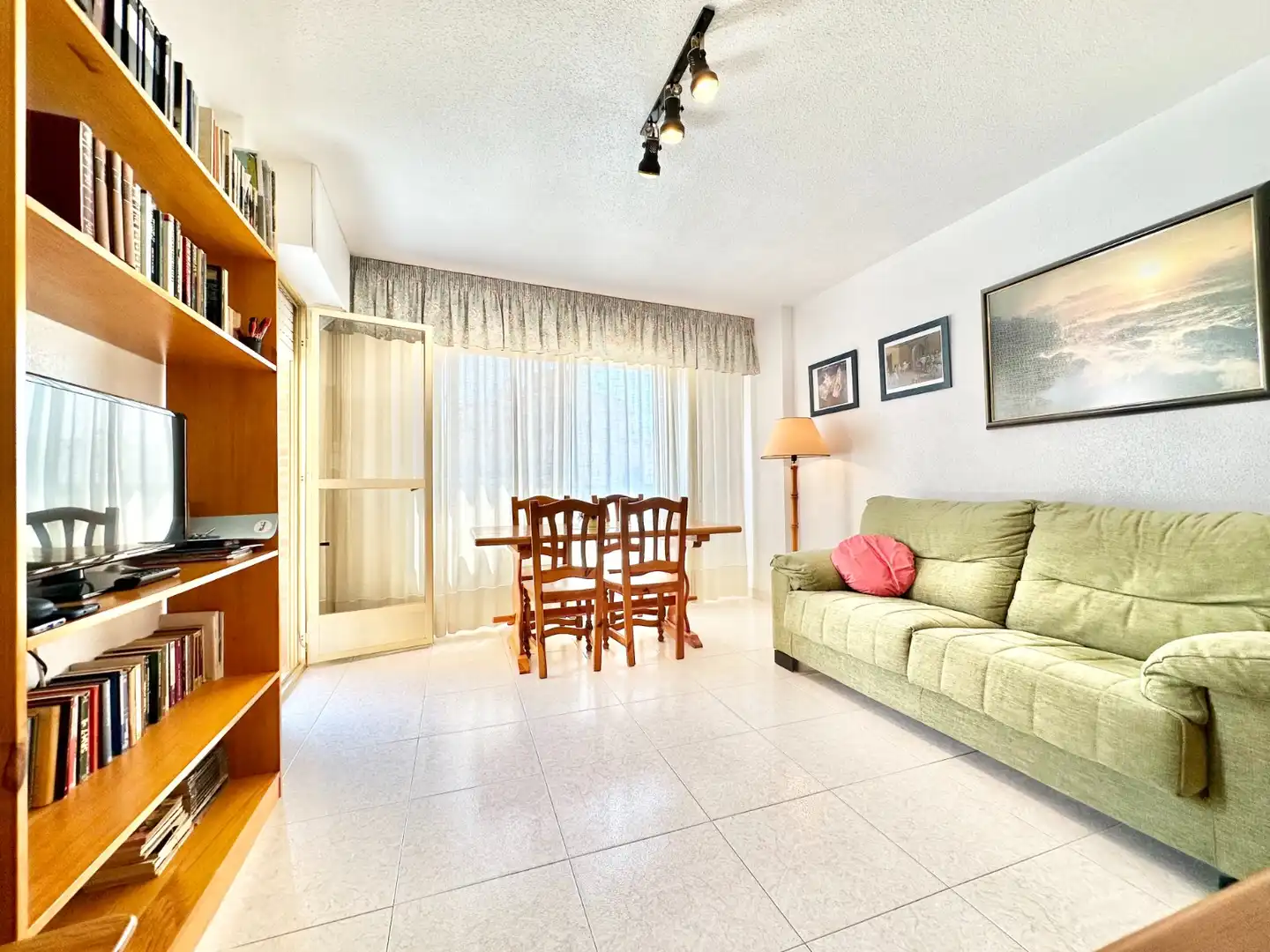 Piso con terraza en venta en Los Cuarteros