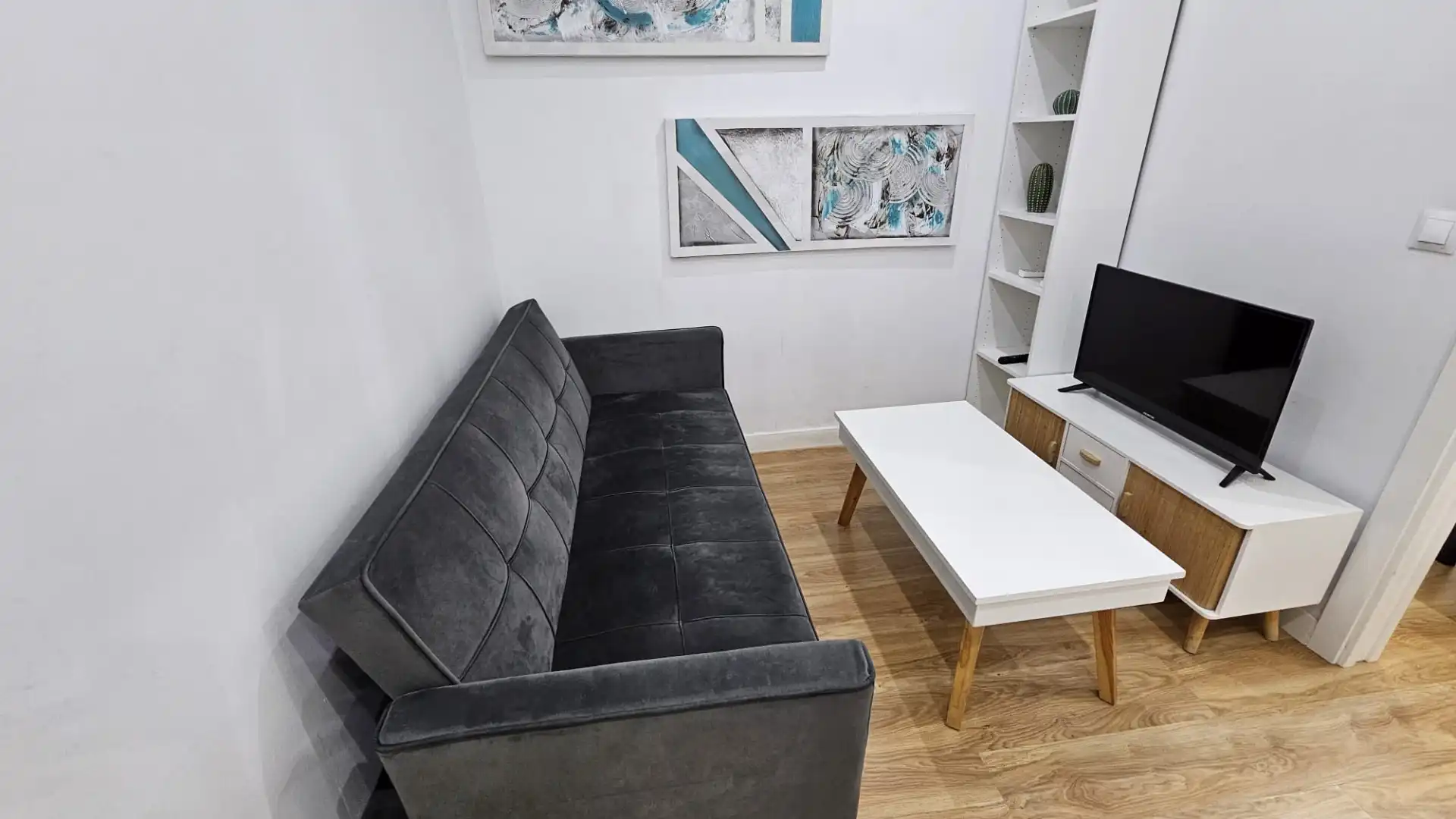 Living room of Apartments for sale in Madrid  with Air Conditioner, Heating and Furnished