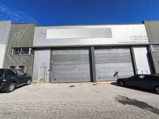 Nave industrial en Venta en Bailén