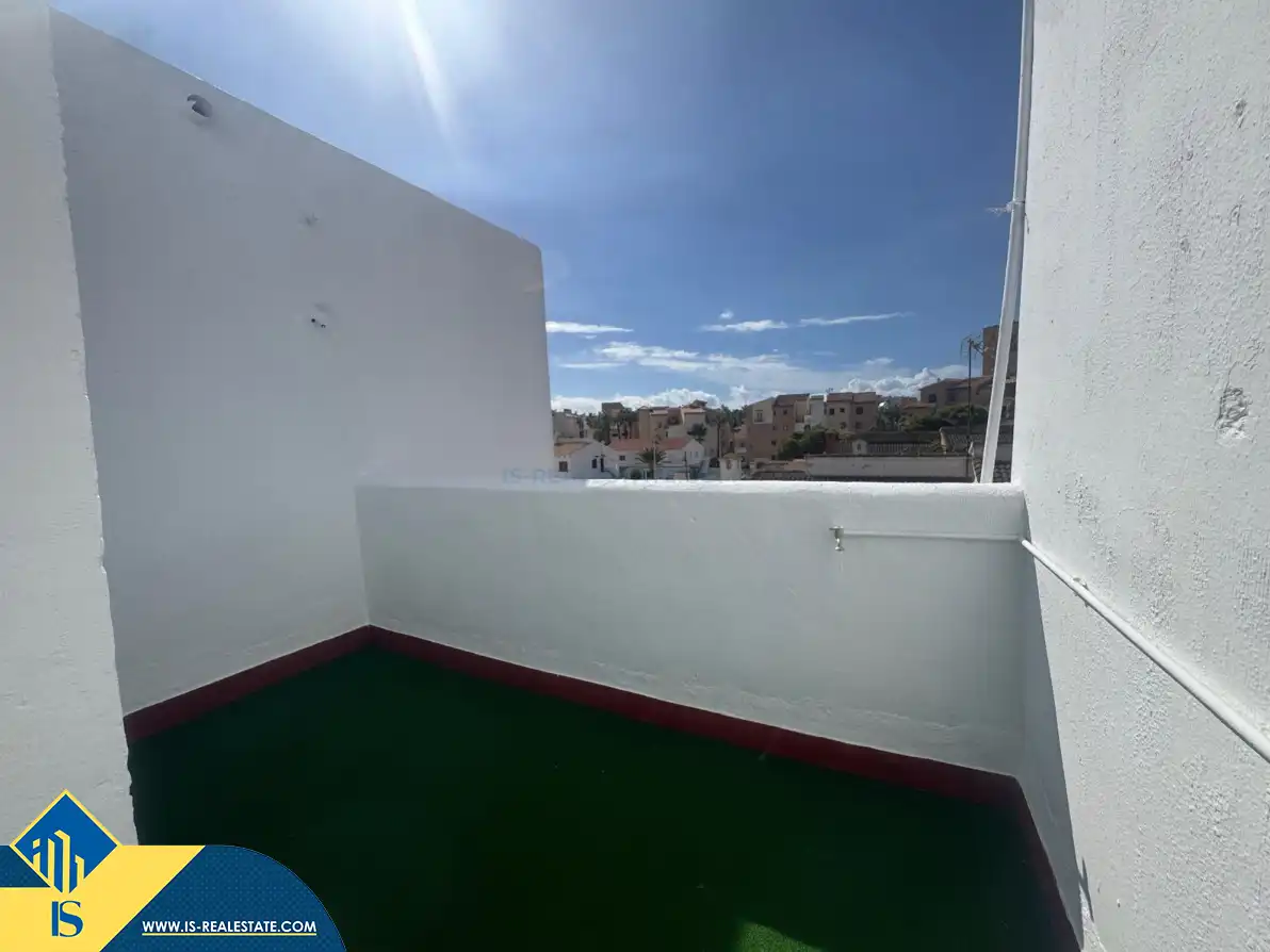 Terrassa de Casa adosada en venda en Torrevieja amb Calefacció, Jardí privat i Terrassa