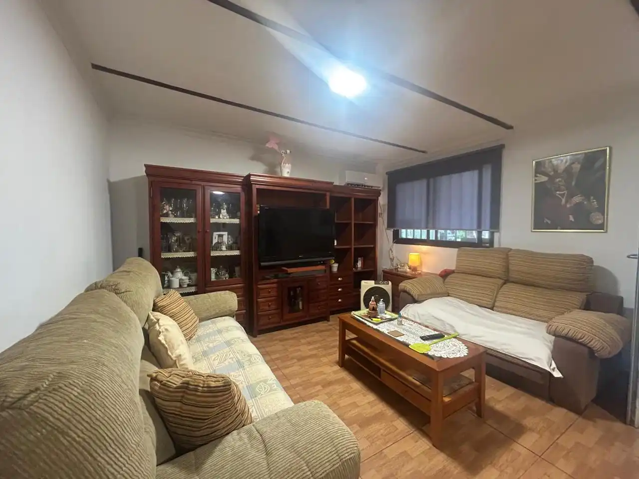 Sala de estar de Casa o chalet en venta en Dos Hermanas con Aire acondicionado, Calefacción y Jardín privado