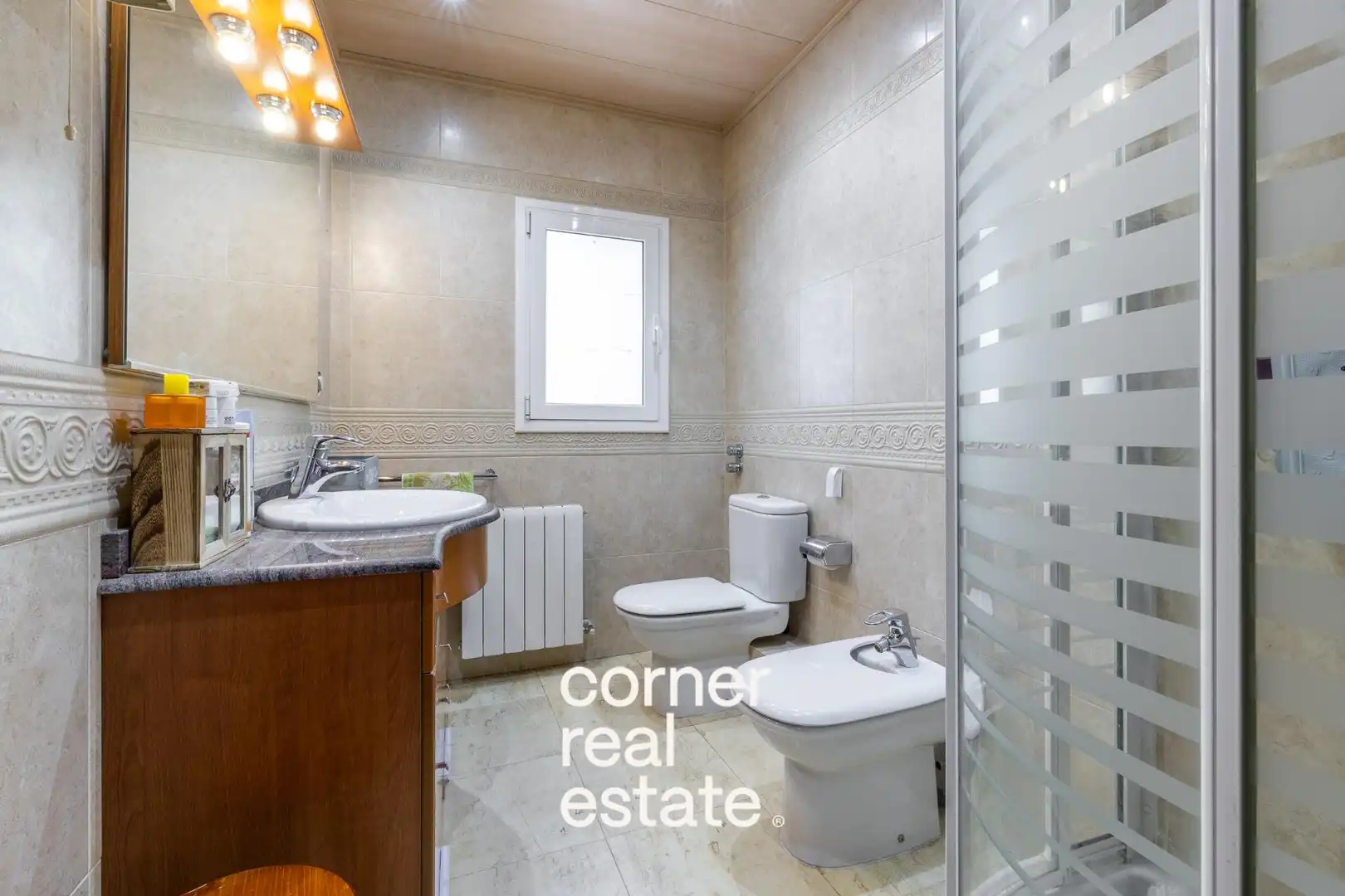 Bathroom of Detached homes for sale in Ripollet  with Air Conditioner, Heating and Private garden