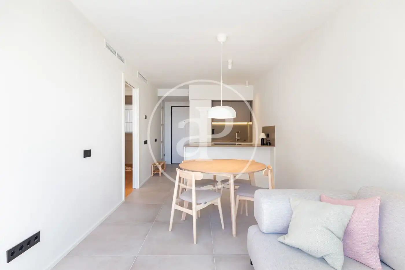 Wohnzimmer von Wohnung zum Verkauf in Barcelona mit Klimaanlage, Heizung und Terrasse