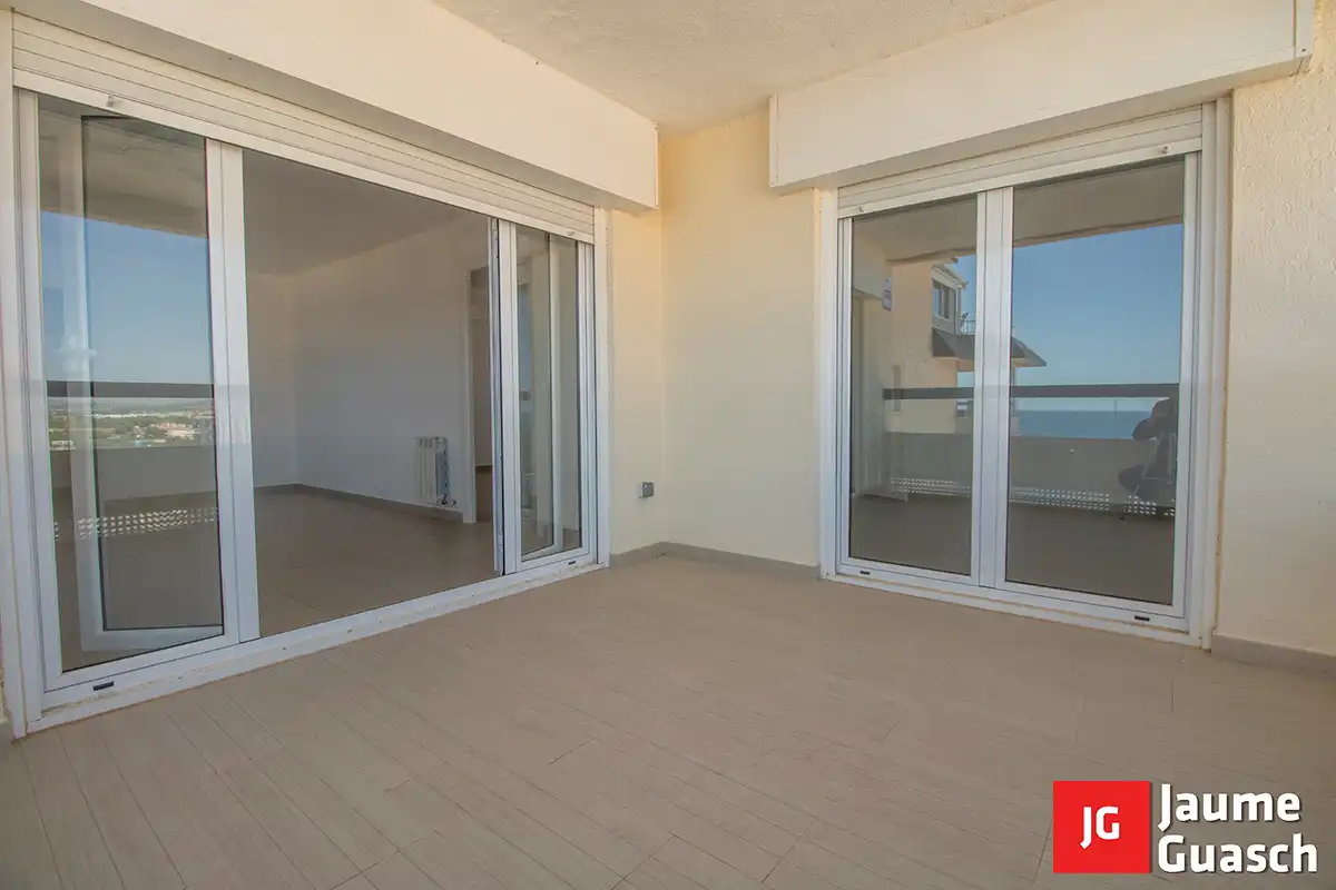 Terrasse von Wohnung zum Verkauf in Torredembarra mit Heizung, Terrasse und Alarm