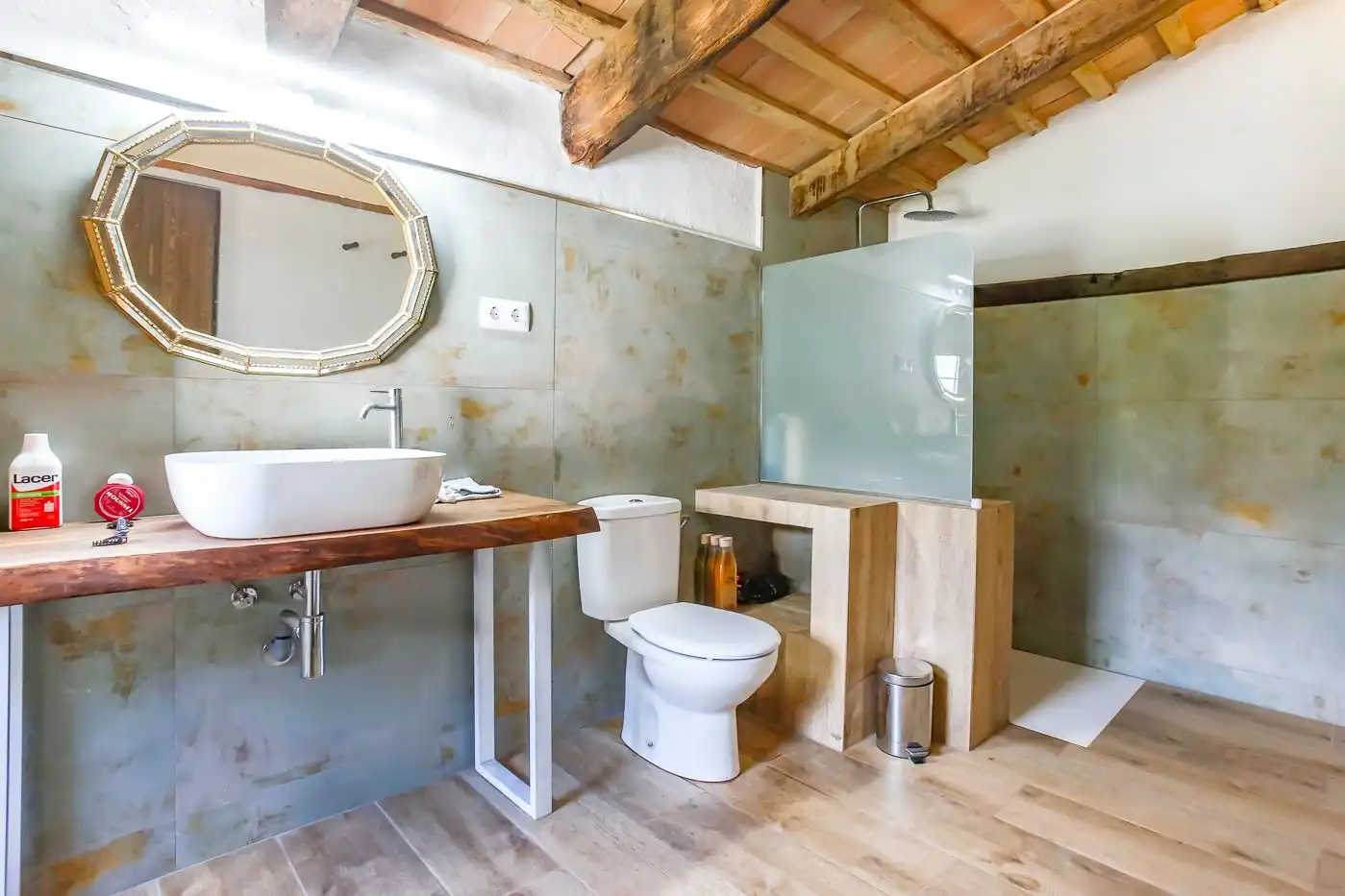 Baño de Finca rústica en venta en L'Esquirol
