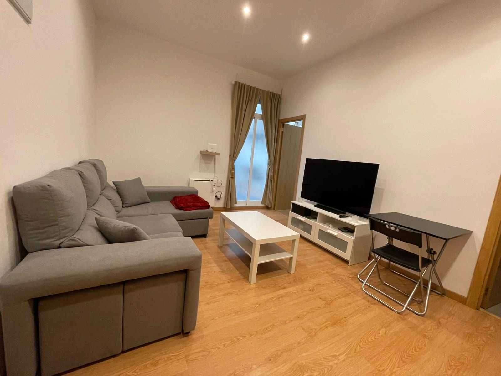 Living room of Flat to rent in  Madrid Capital  with Furnished