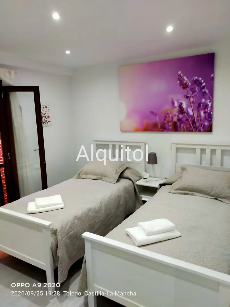 Bedroom of Flat for rent in Toledo  with Air Conditioner, Heating and Terrace