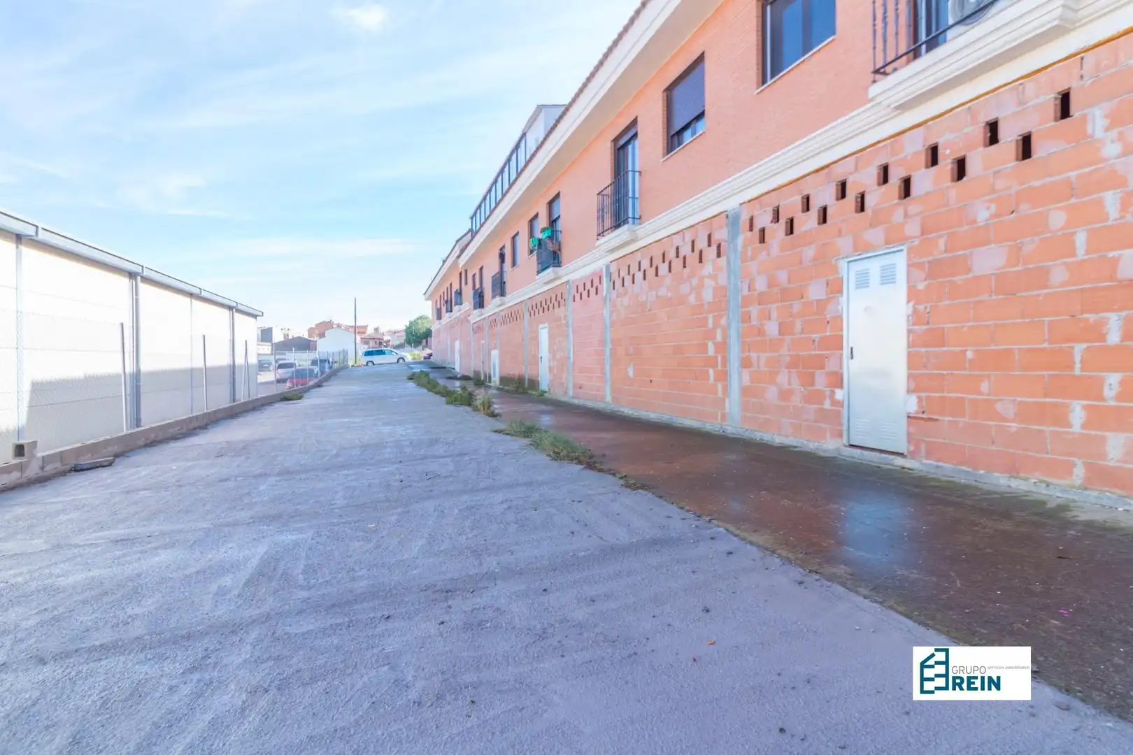 Business premises for sale in Calle DULCINEA 11